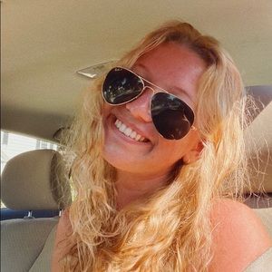 Meet your Posher, Kristen